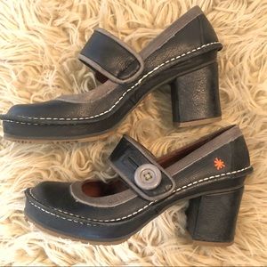Art chunky Mary Janes with Velcro closure size 39/size 9